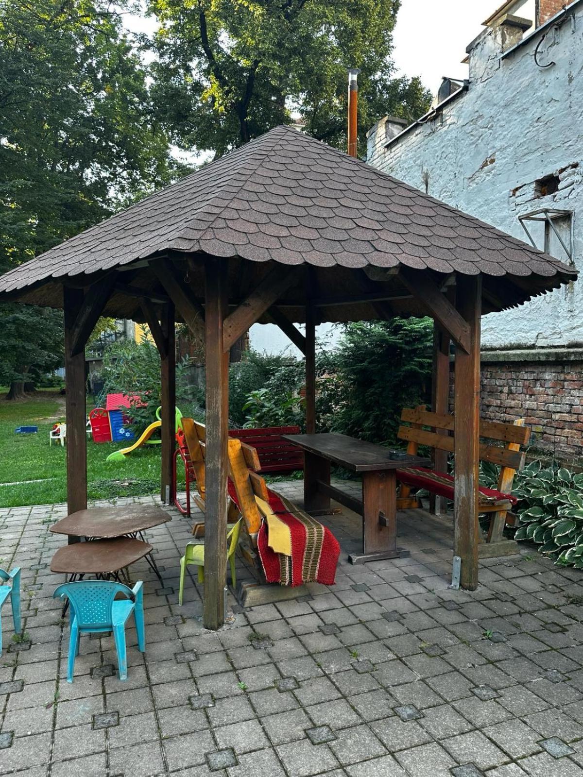 Apartamento Urban Zenhouse No.2 - Breakfast Included Bratislava Exterior foto