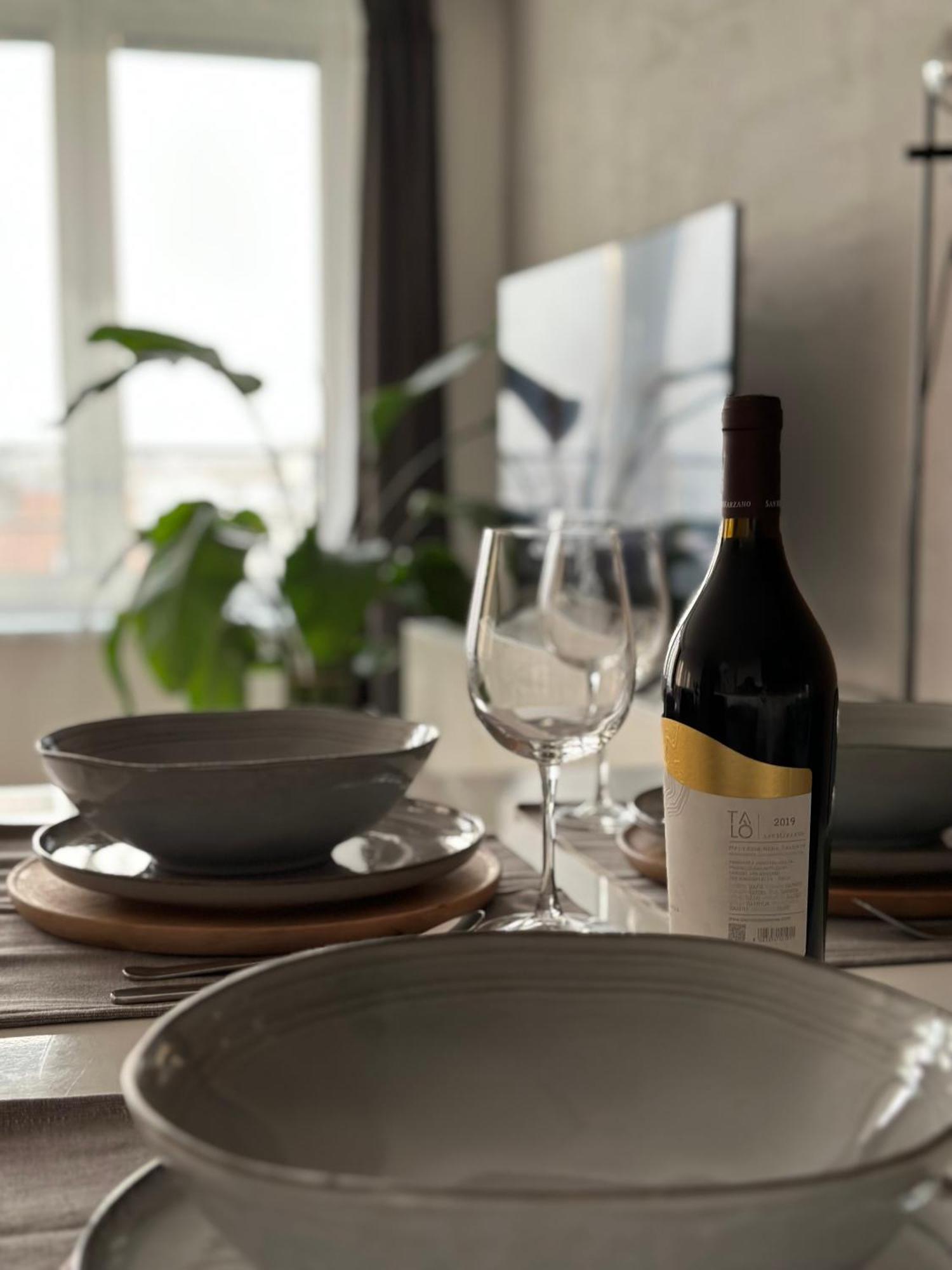 Apartamento Urban Zenhouse No.2 - Breakfast Included Bratislava Exterior foto