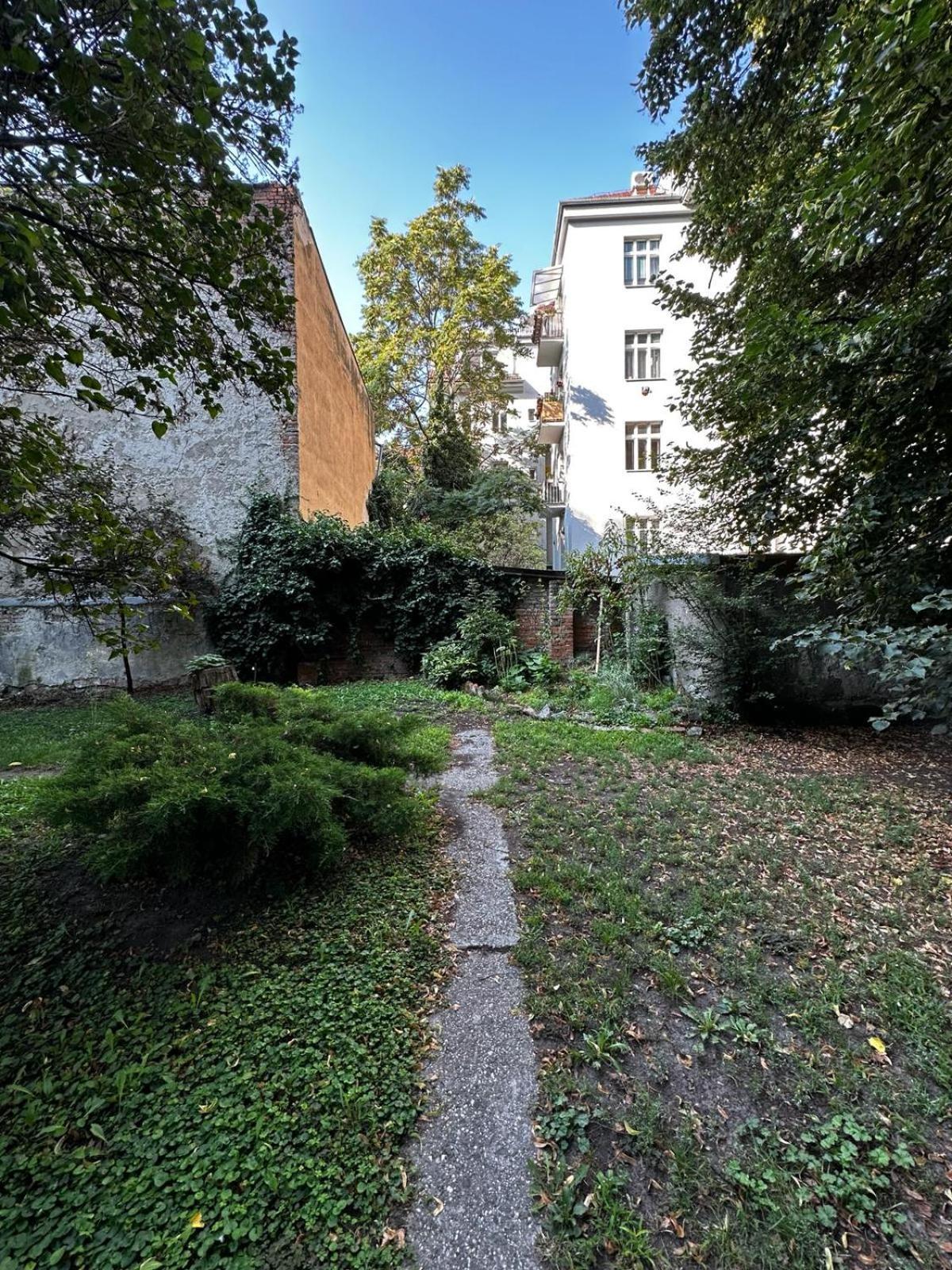 Apartamento Urban Zenhouse No.2 - Breakfast Included Bratislava Exterior foto