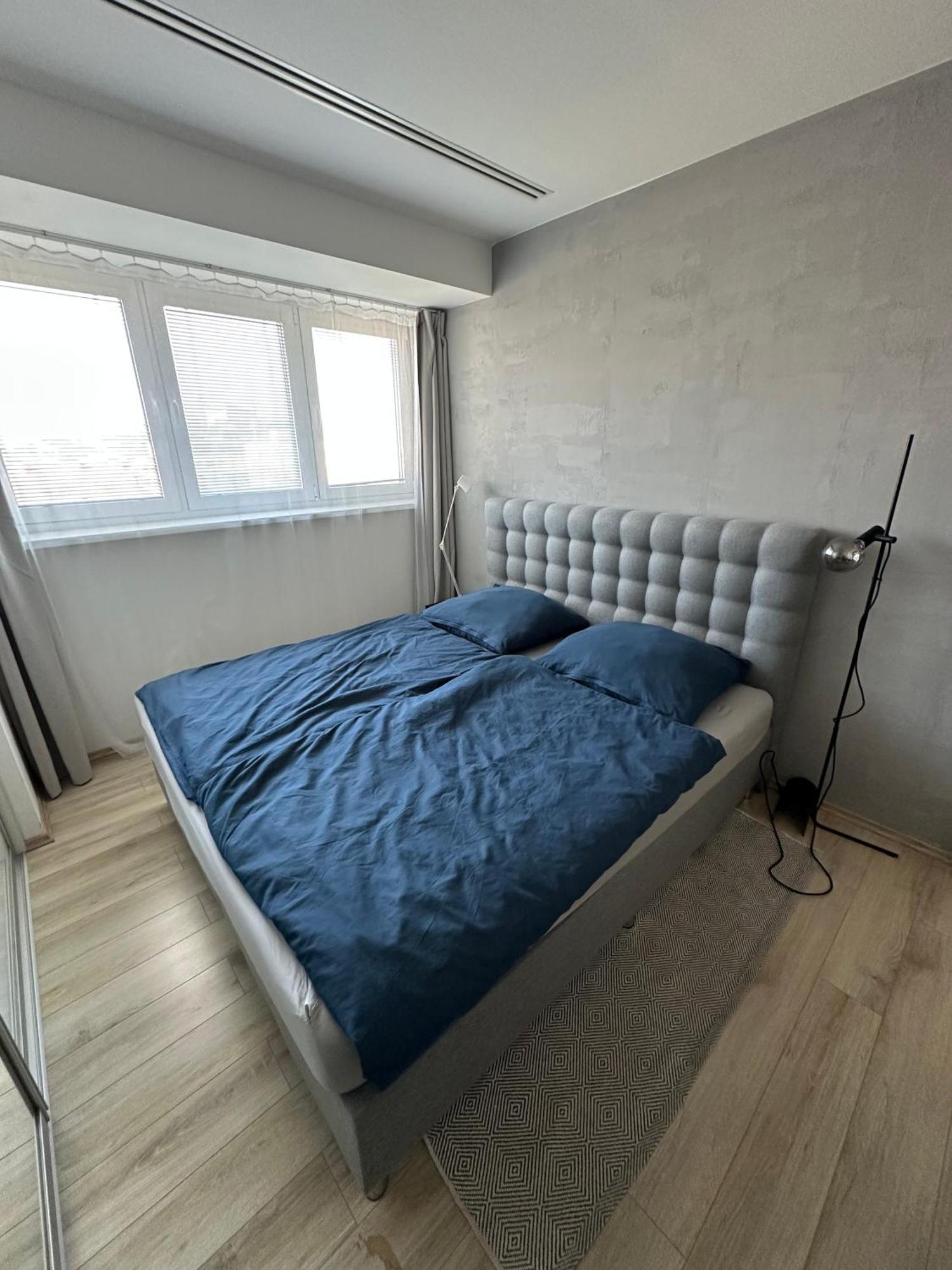 Apartamento Urban Zenhouse No.2 - Breakfast Included Bratislava Exterior foto